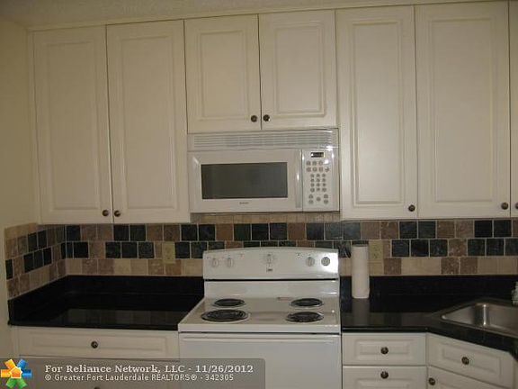 3rd image of 3323 Cocoplum Cir #3306