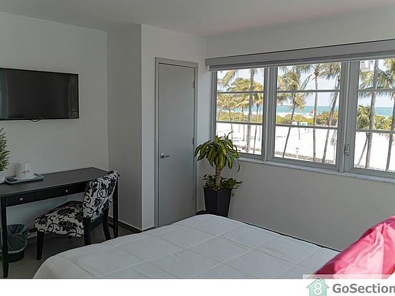 2nd image of 740 Ocean Dr #201