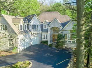 1127 N River Rd, Algonquin, IL 60102