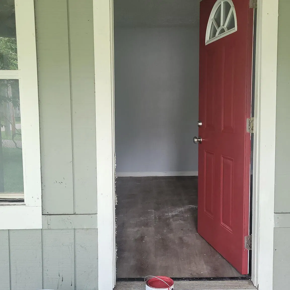 3 bed, 988 sqft, $1,250 — Photo 2