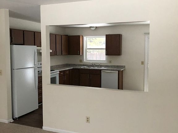 3rd image of 4431 Eagle Crest Dr #4457