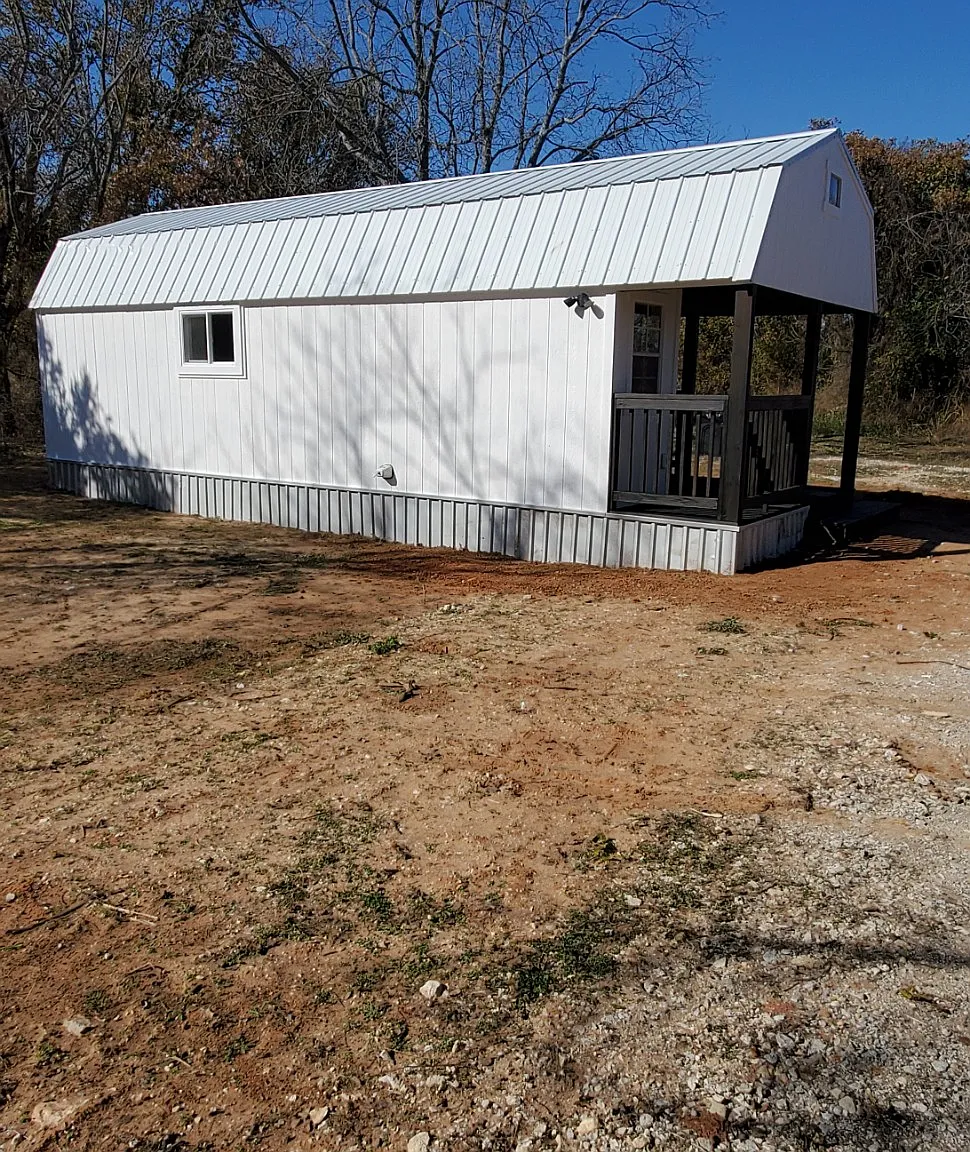 1 bed, 320 sqft, $1,095 — Photo 1