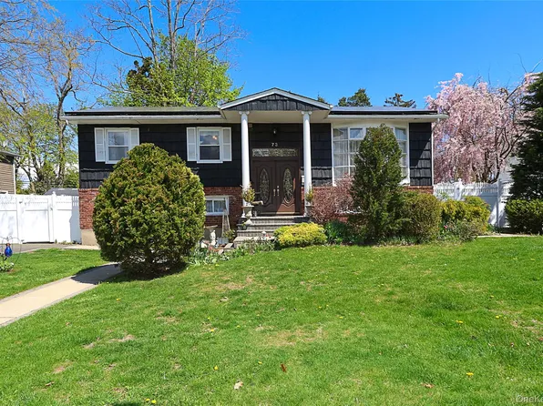 73 Rumford Road, Kings Park, NY 11754