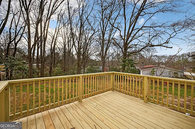 720 Woodland Cir — Photo 3