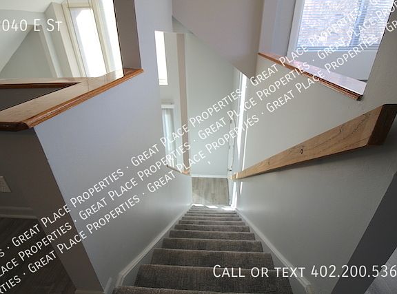 4th image of 2040 E St