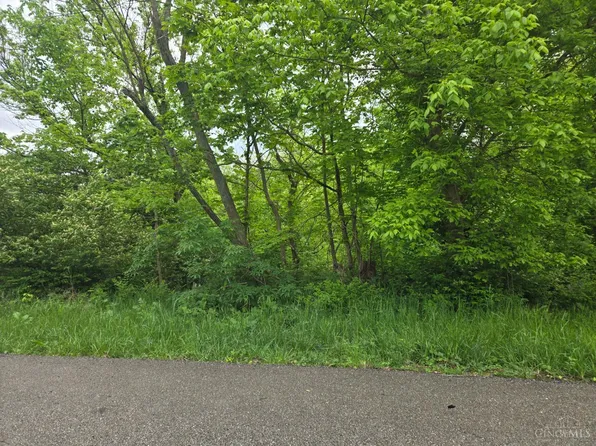 1781 Heidi Haven Dr, Lawrenceburg, IN 47025