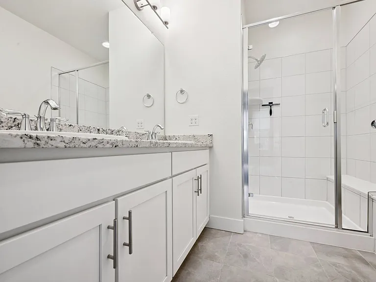 1056 Navajo St — Photo 16