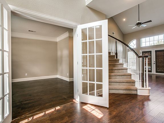 5th image of 2720 Meadow Hills Ln