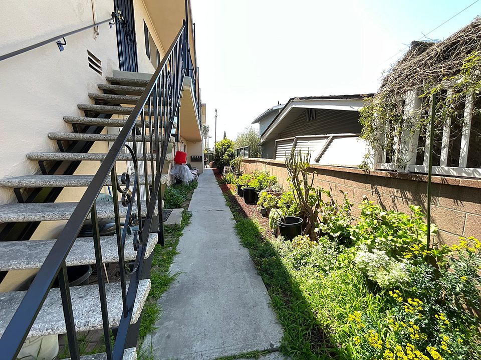 2nd floor unit