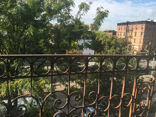 Rented by Bohemia Realty Group | media 33