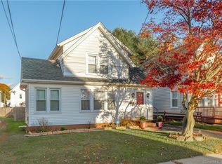 20 Ward Pl, West Haven, CT 06516