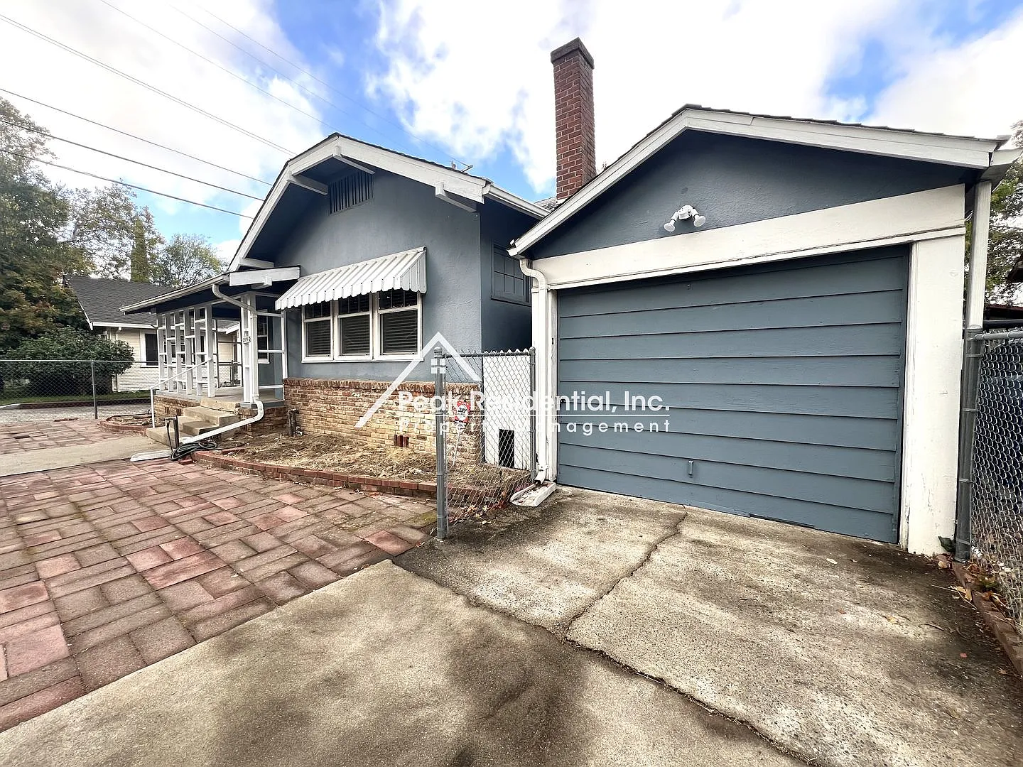 Wonderful 2bd/1ba Home-Steps Away from McGeorge School of Law! — Photo 3