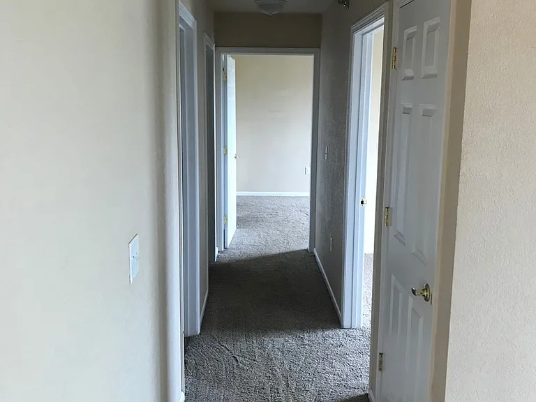 209 2nd St SE — Photo 5