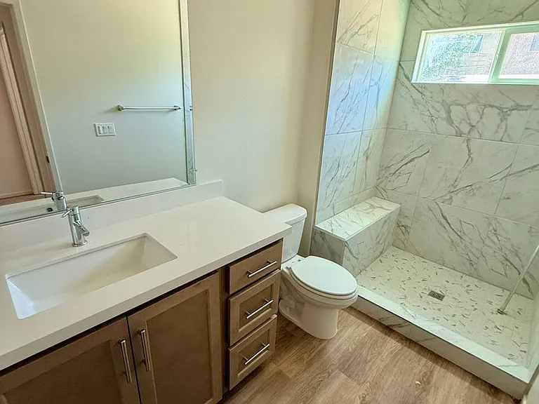 11715 Sebastian Rd — Photo 19