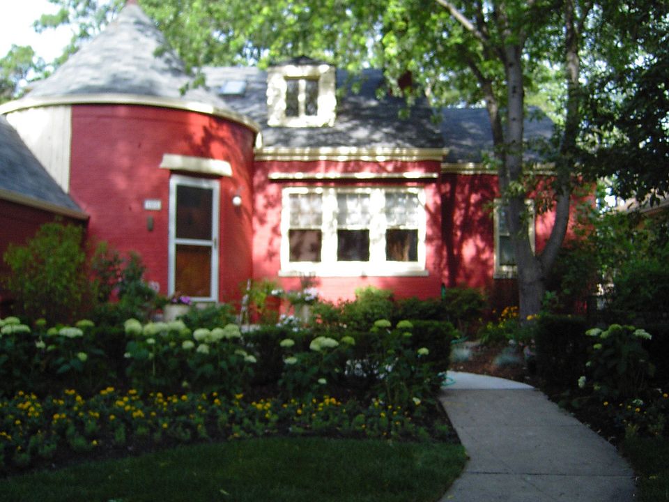 1st image of 1105 Rossell Ave
