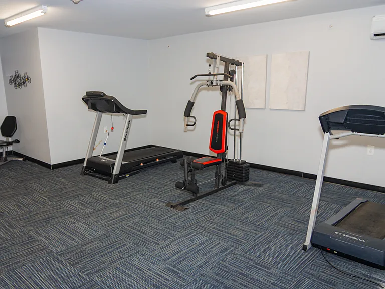 Reynolds Pointe Senior Apartments — Photo 6