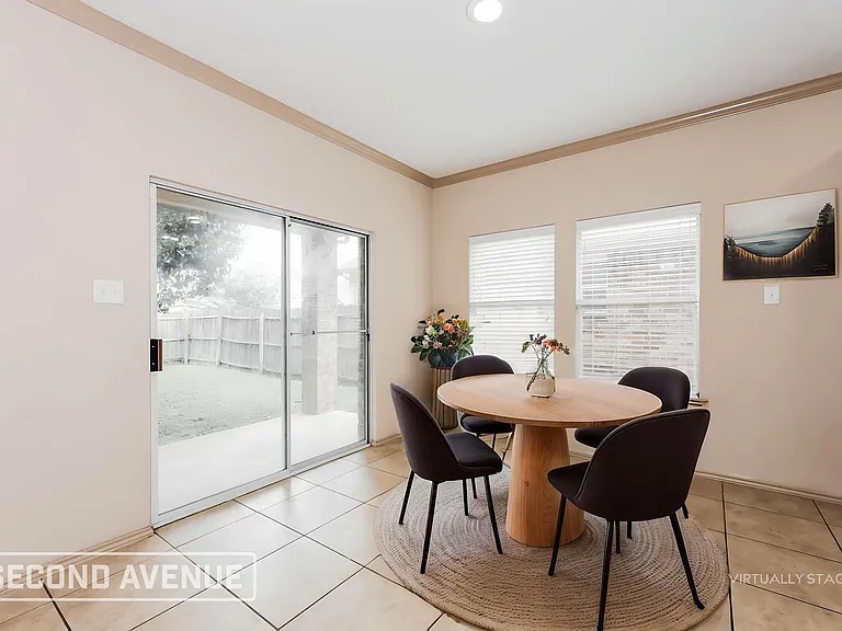 2120 Ingrid Ln — Photo 6