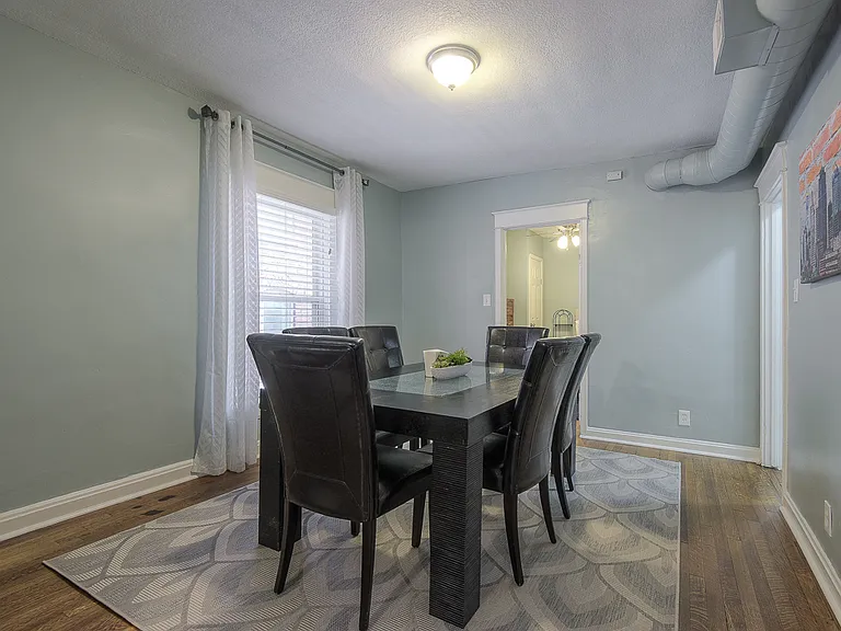 2539 & 2541 Cherry St — Photo 7