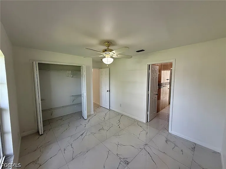 2209 NE 9th Ave — Photo 21