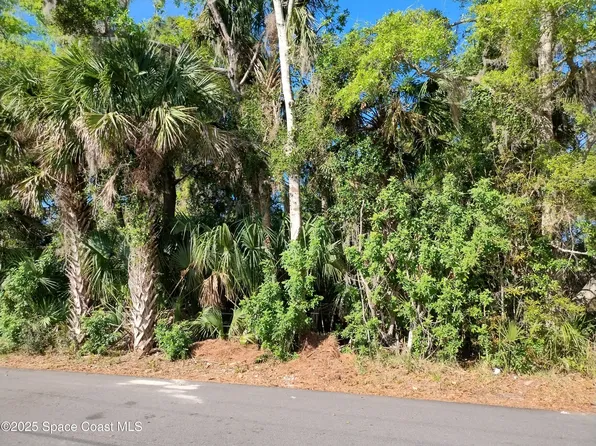 2656 Orange Ave, Mims, FL 32754