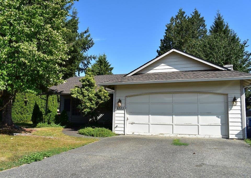 1st image of 6323 70th Pl NE