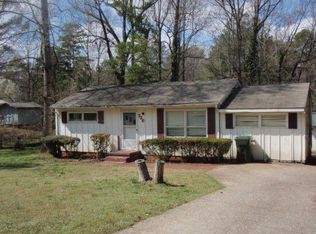 736 Oak Rd, Raleigh, NC 27603