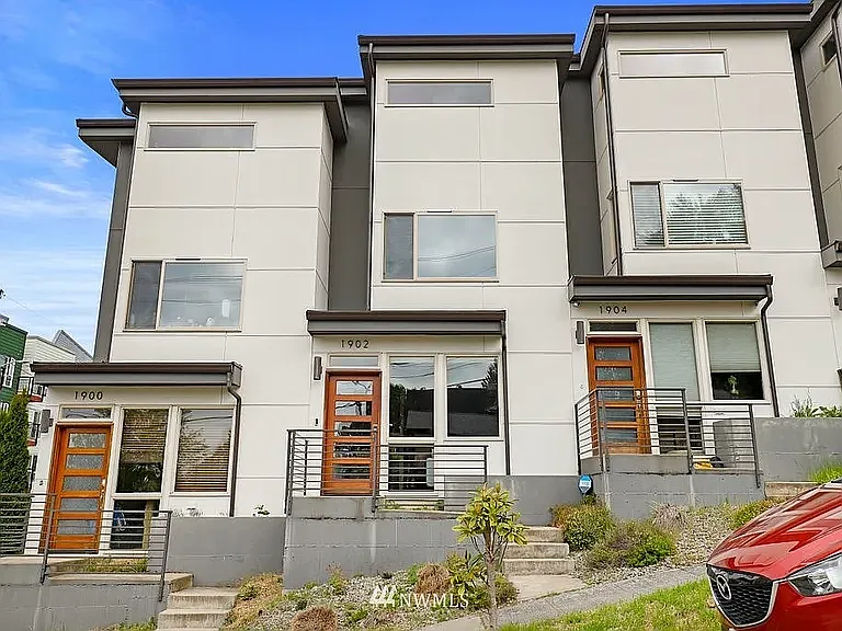 3 bed, 1510 sqft, $3,400 — Photo 1
