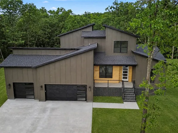 48 Cargill Dr, Bella Vista, AR 72715