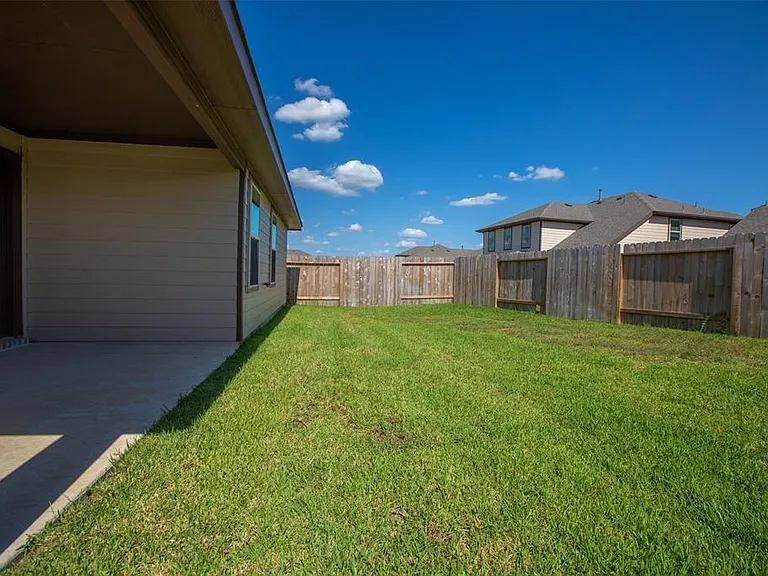 18435 Grayson Bluff Way — Photo 27