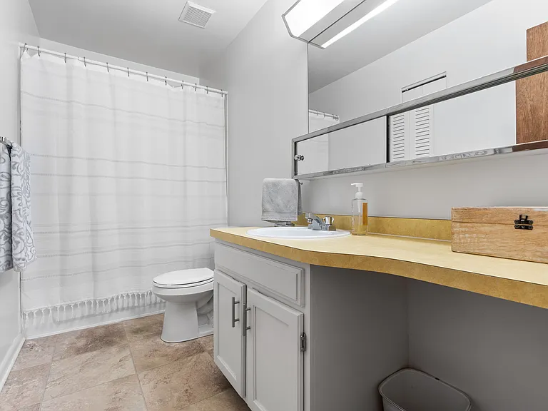 Creekside Terre Apartments — Photo 52
