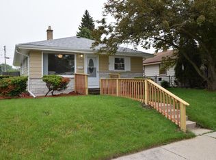 2319 Grove Ave, Racine, WI 53405