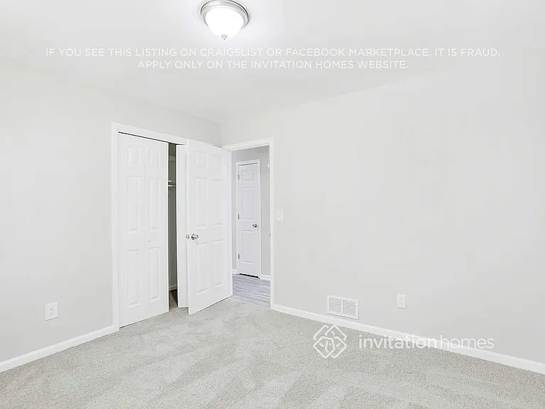 542 Allana Ct — Photo 17