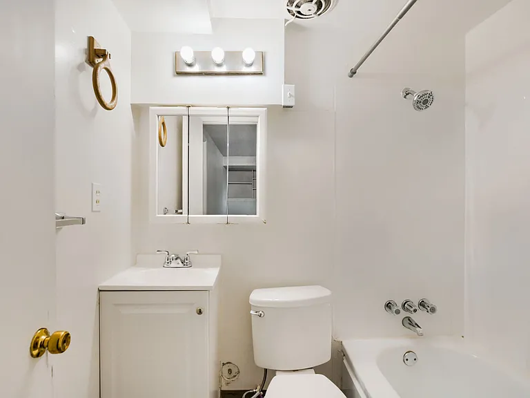 1410 Washington Ave. - #3 — Photo 15
