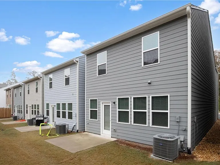 239 Turner Ln — Photo 27