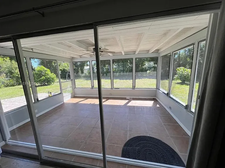 5221 York Ct — Photo 32