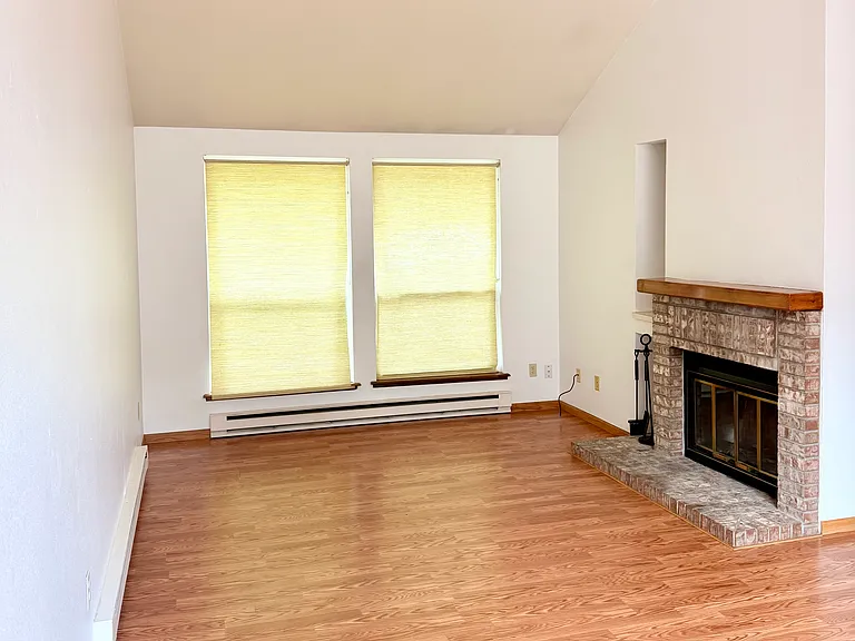941 Gilgalad Way — Photo 3