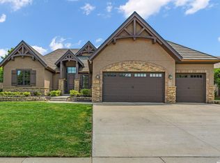 5813 Robinson Dr, Lawrence, KS 66049