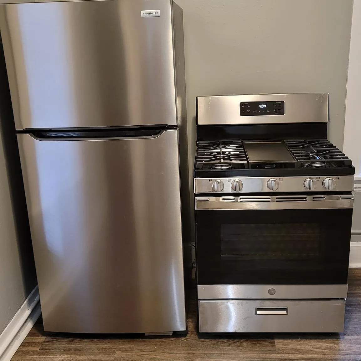 2 bed, $1,050 — Photo 3
