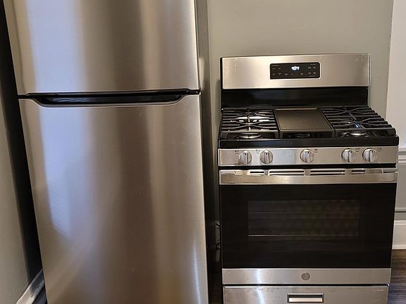 3rd image of 955 Edmund Ave APT 1