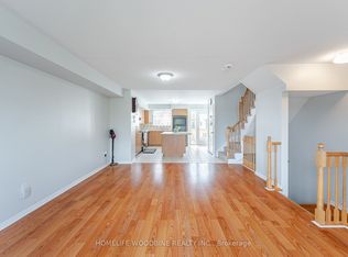 4861 Half Moon Grv #16, Mississauga, ON