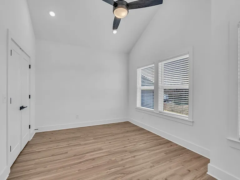 3803 Dr Walter S Davis Blvd — Photo 23