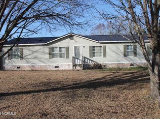 832 Poley Bridge Church Rd, Nakina, NC 28455