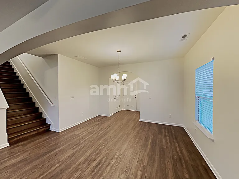159 Biscayne Ter — Photo 7