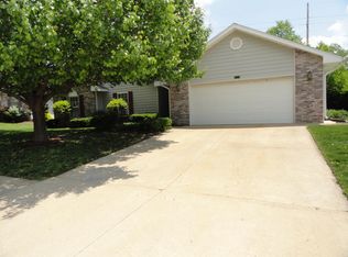1702 Apple Valley Ct, Columbia, MO 65202