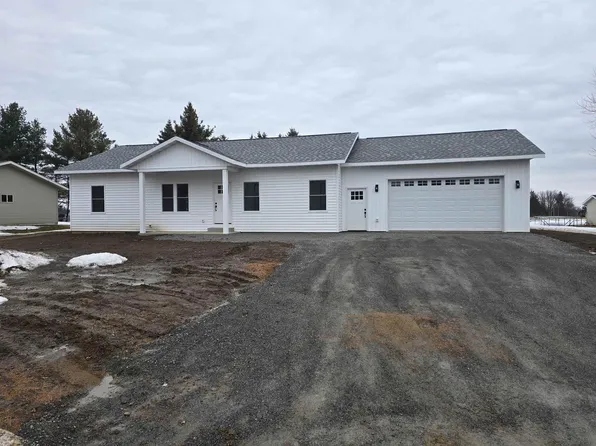 118500 Fieldrest Drive, Stratford, WI 54484