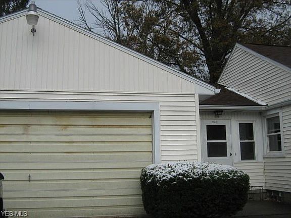 2nd image of 4092 Leewood Dr