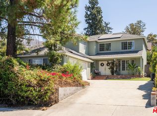 10526 Samoa Ave, Tujunga, CA 91042