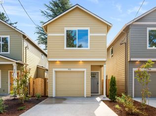 952 NE 126th Ave, Portland, OR 97230