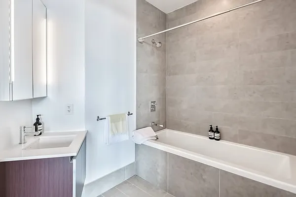 Rented by MNS | media 28