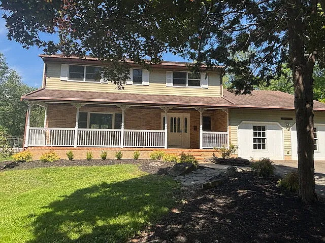 4 bed, 3.5 bath, 3454 sqft, $4,500 — Photo 2